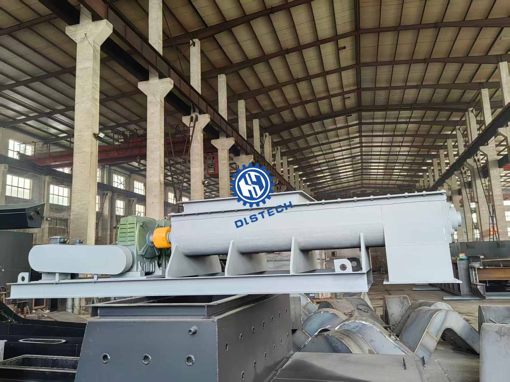 菌料 菌糠生物质双螺旋给料机2台发货