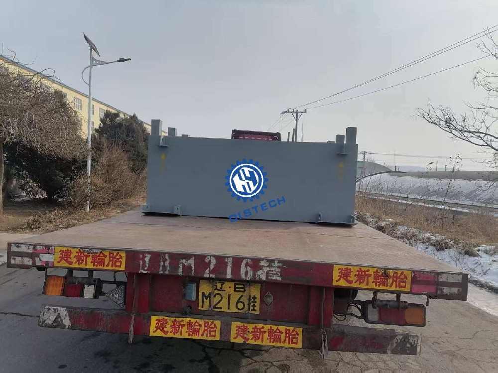 大连惠英机械厂江苏客户6吨链带炉排发货1台